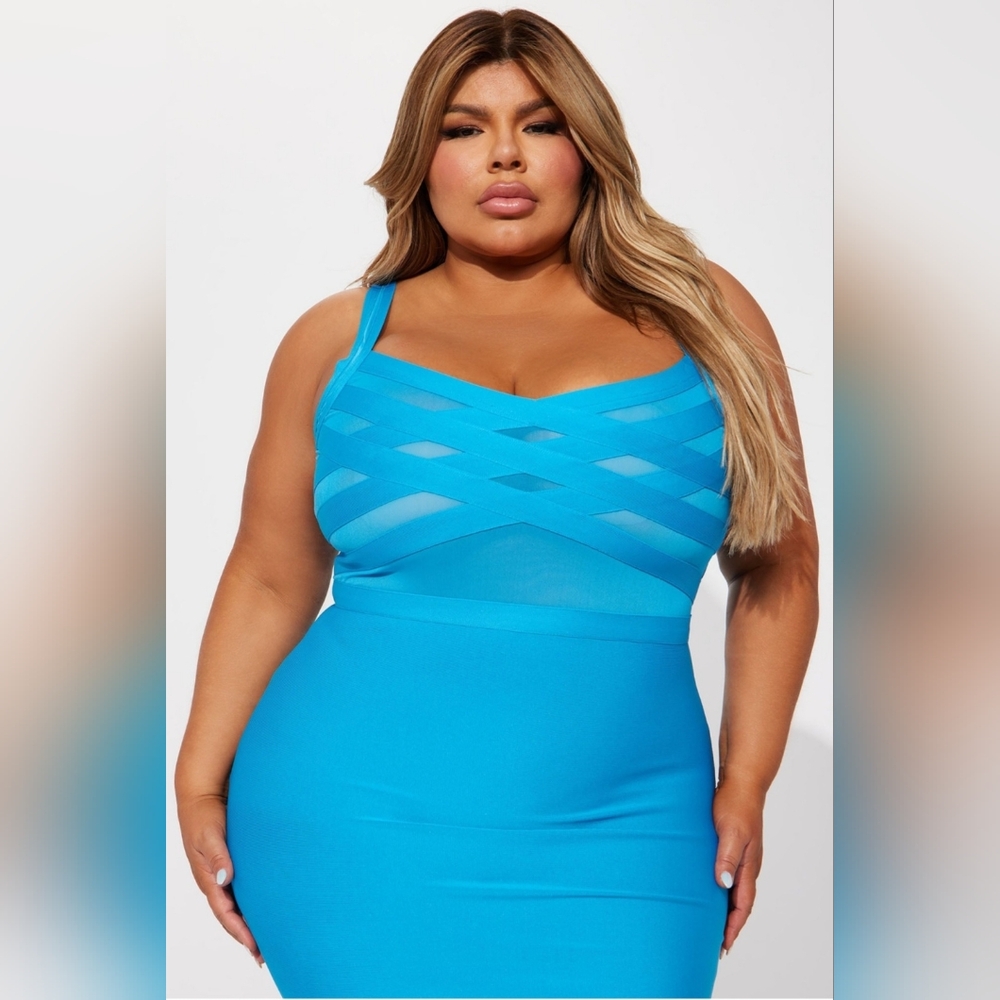 Fashion Nova Vibrant Blue Midi Dress - Picture 5 of 6